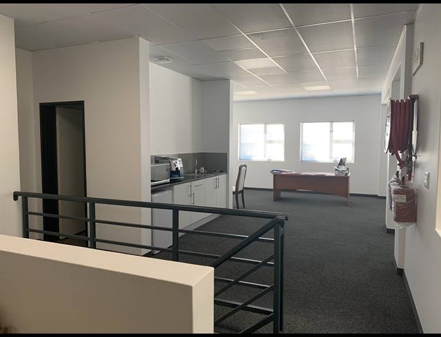 375M² WAREHOUSE TO LET IN RIVERGATE